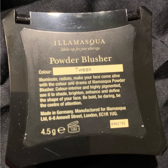 Illamasqua Powder Blusher “Tweak” Swatched & Sanitized - Picture 5 of 6